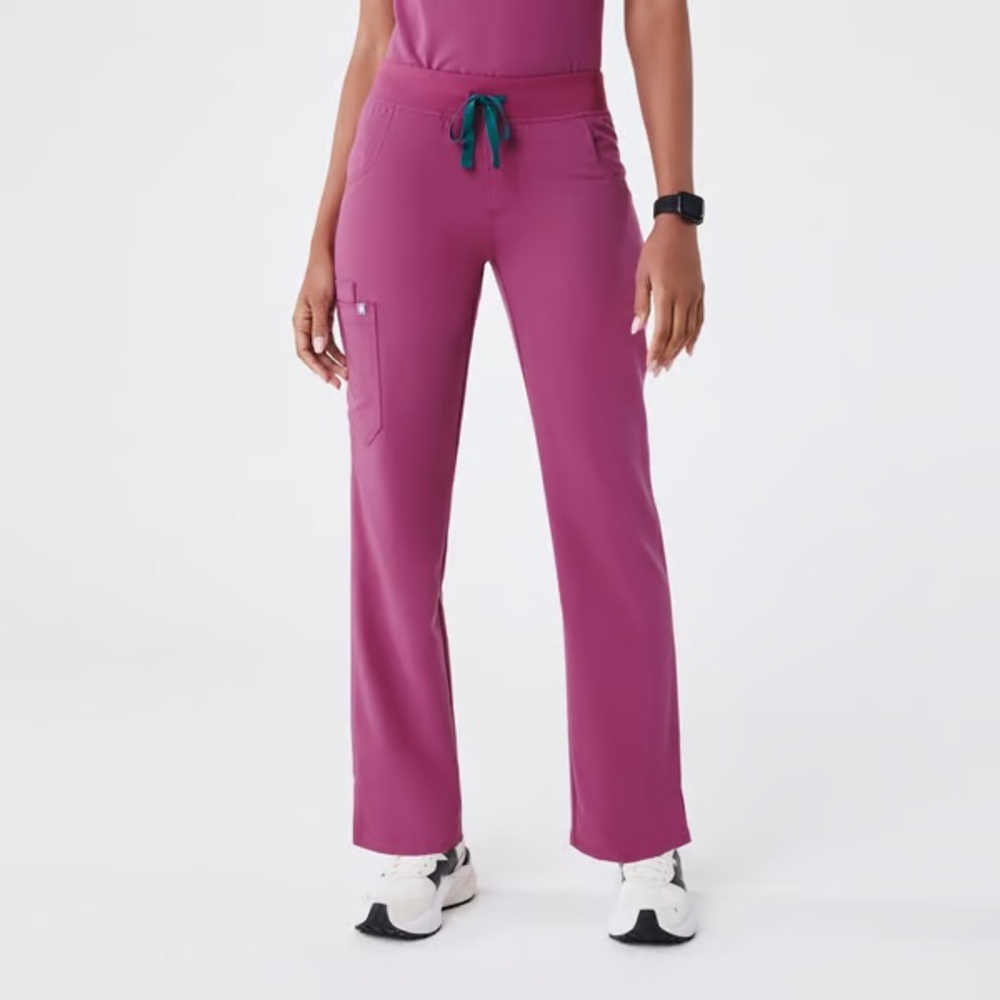 Figs Kade Bright Fuchsia Small